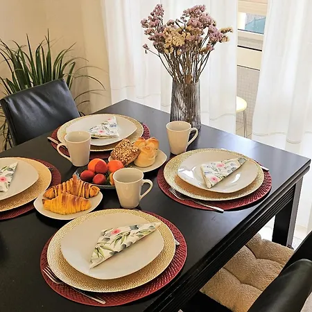 Апартаменты Lucinda's House